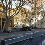 Charming Air-Conditioned T1 Bis \'Les Bains\' In The Heart Of Old Antibes
