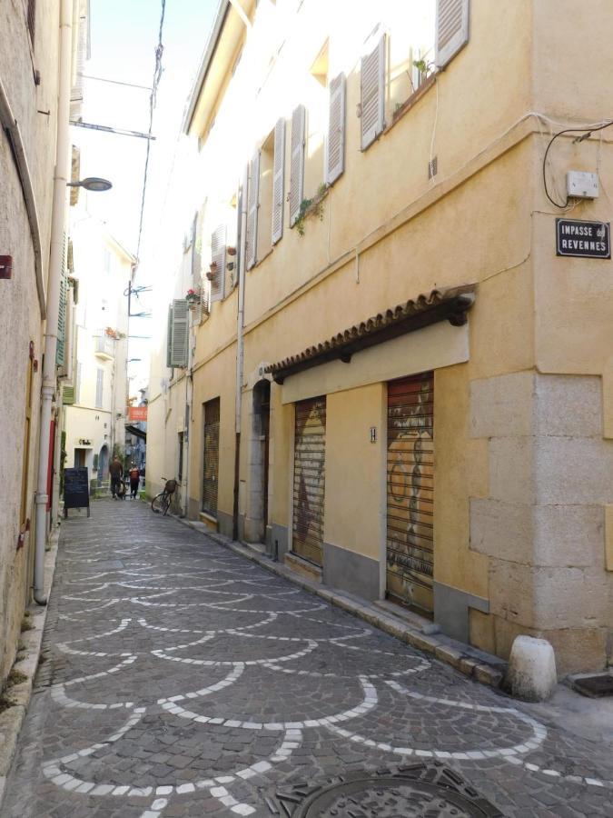 Charming Air-conditioned T1 Bis 'les Bains' In The Heart Of Old Antibes
