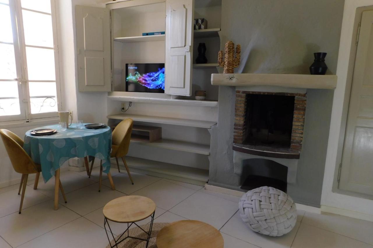 Charming Air-conditioned T1 Bis 'les Bains' In The Heart Of Old Appartement *